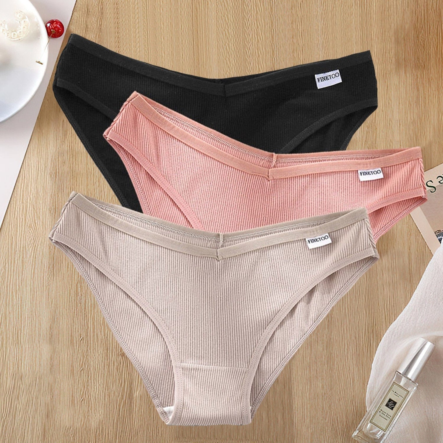 Lively® Sous-vêtements & Gaines Noir Rose Beige / M Pack de 3 culottes en coton pour le prix d'une | Lively®